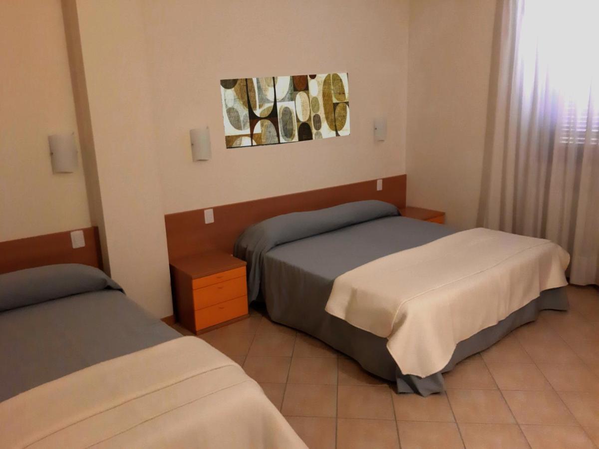 Residence Terme Di San Giacomo Sarnano Exteriör bild