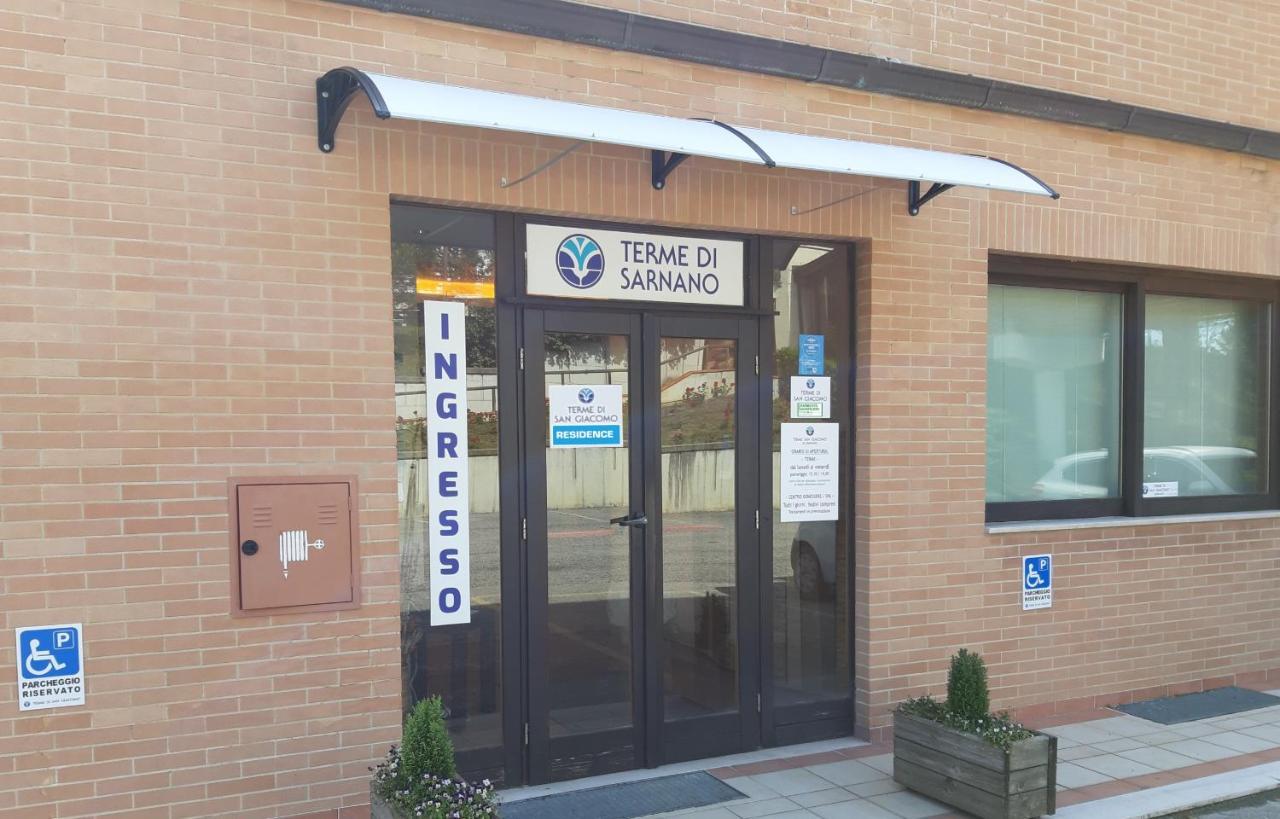 Residence Terme Di San Giacomo Sarnano Exteriör bild